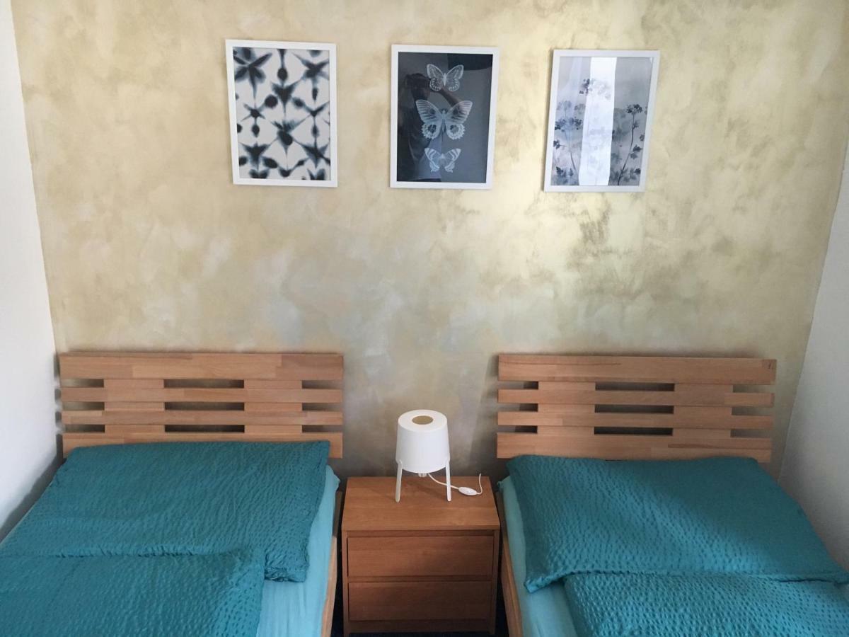 Mikulov Inn - Hotel Zeme Exteriör bild
