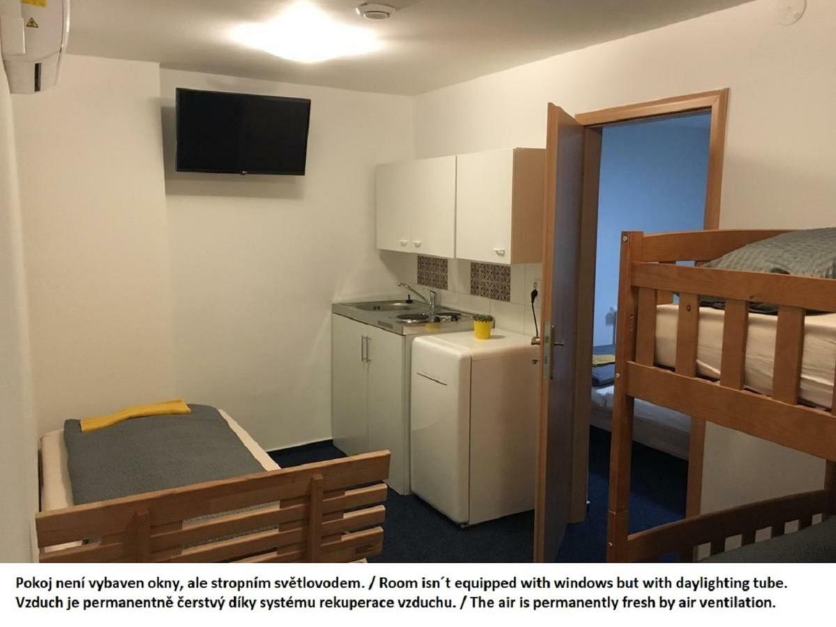 Mikulov Inn - Hotel Zeme Exteriör bild